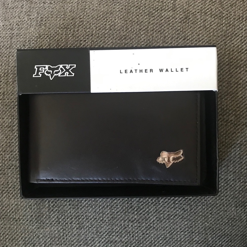 ❌SOLD❌NWT Men’s FOX Wallet